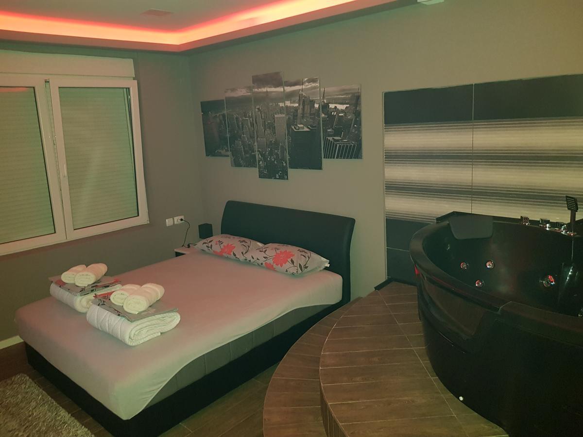 Ceca Apartman Ni Екстериор снимка