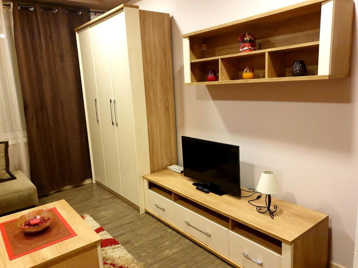 Ceca Apartman Ni Екстериор снимка
