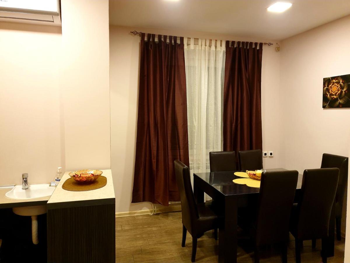 Ceca Apartman Ni Екстериор снимка